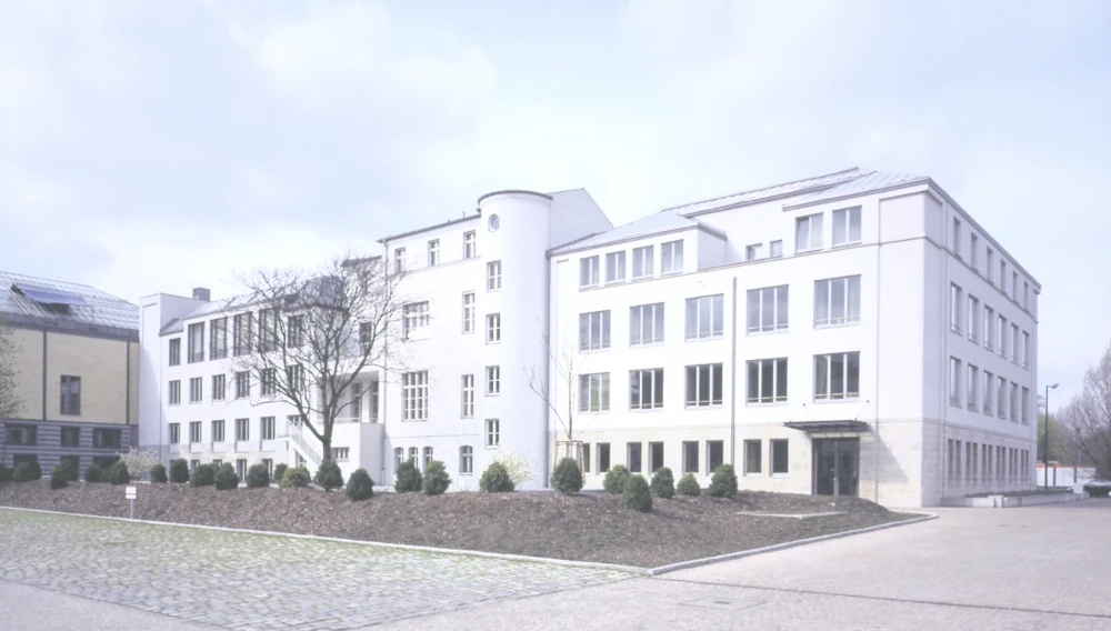 Gemäldegalerie mit Palais Gontard 10