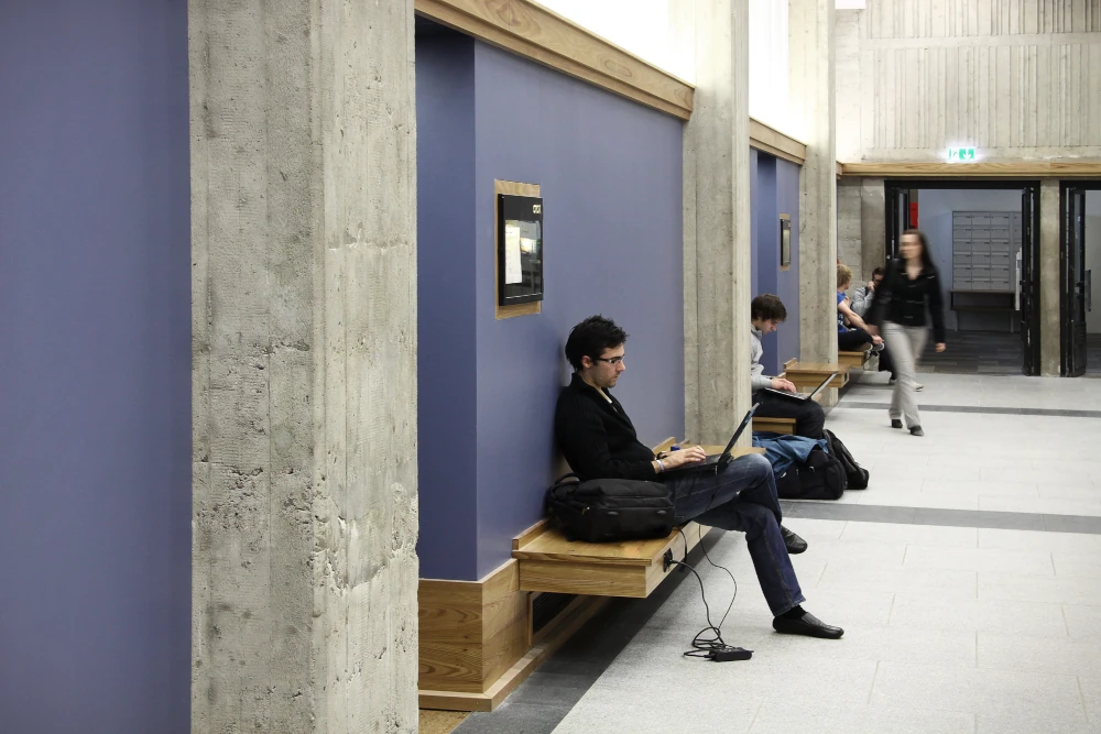 Technische Universität 4